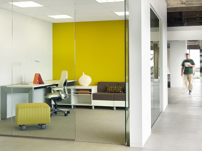 Unique Single Room Office Design 
